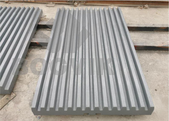 Pièces détachées de concasseur à mâchoires en acier à haute teneur en manganèse Plaque à mâchoires fixe Plaque à mâchoires mobile
