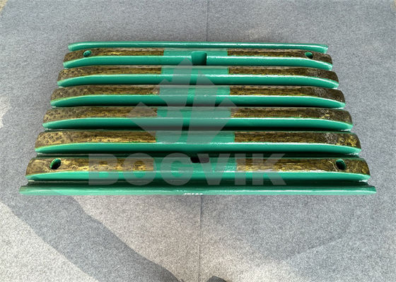 Manganèse avec carbure de titane Insert Crusher Liners Coulée par le sable de recherche, lisse