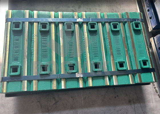 Fractionneur d'impact Fractionnement du béton à l'aide de plaques d'impact en acier martensitique